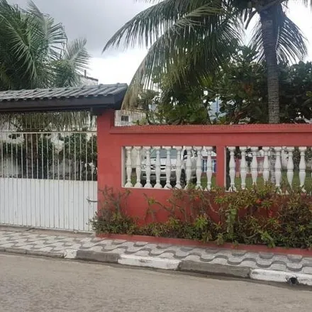 Buy this 3 bed house on Rua Bertioga in Travessão, Caraguatatuba - SP