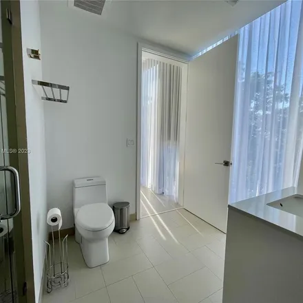 Image 6 - 3326 Mary Street, Miami, FL 33133, USA - Apartment for rent