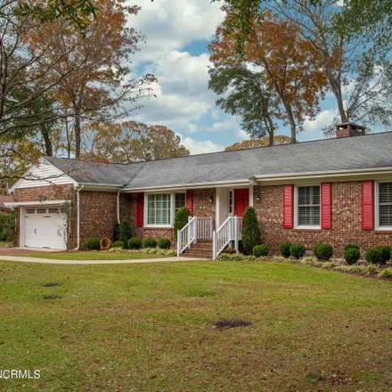 Buy this 3 bed house on 204 Pinewood Drive in Minnesott Beach, Pamlico County