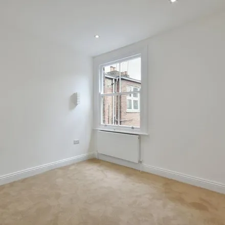 Image 3 - Russell Road, The Hyde, London, NW9 6AD, United Kingdom - Apartment for rent