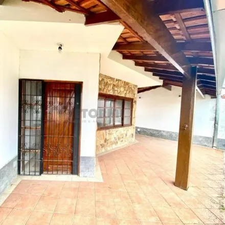 Buy this 3 bed house on Avenida Vereador Antônio C. Arouca in Indaiá, Caraguatatuba - SP