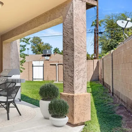 Image 2 - 4202 East Roma Avenue, Phoenix, AZ 85018, USA - House for rent