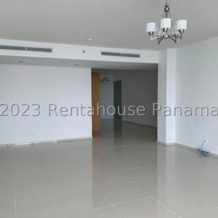 Rent this 3 bed apartment on Avenida Centenario in Parque Lefevre, 0816