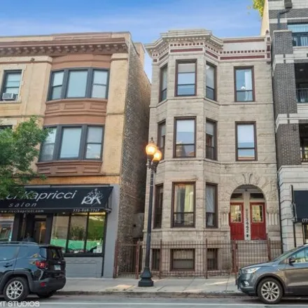 Buy this 9 bed house on 3442 North Halsted Street in Chicago, IL 60657