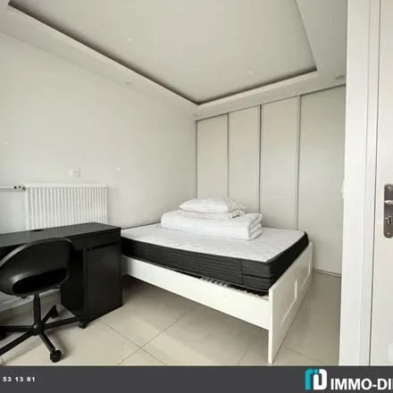 Image 2 - 18 Rue de l'Orme, 92700 Colombes, France - Apartment for rent