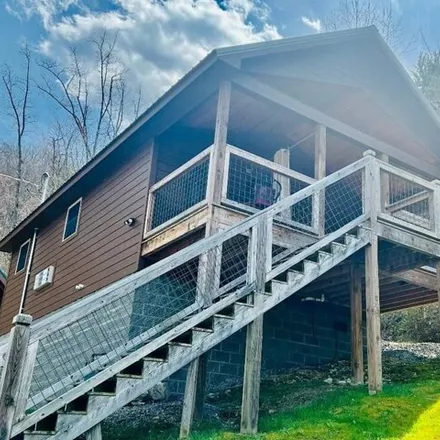 Buy this 1 bed house on Abrams Falls Way in Gatlinburg, TN 37738