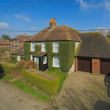 Buy this 3 bed house on unnamed road in Folkestone and Hythe District, CT15 7EZ