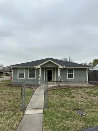 Buy this 3 bed house on 1014 Bank Drive in Galena Park, TX 77547