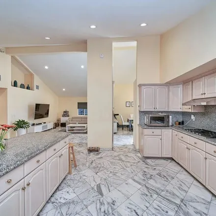 Rent this 3 bed apartment on 4975 Ramsdell Avenue in La Crescenta, CA 91214
