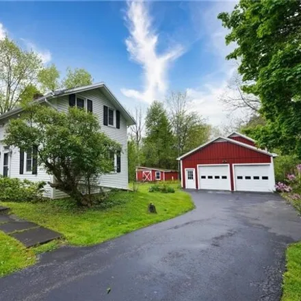 Buy this 3 bed house on 649 Pinnacle Road in Pittsford, Monroe County
