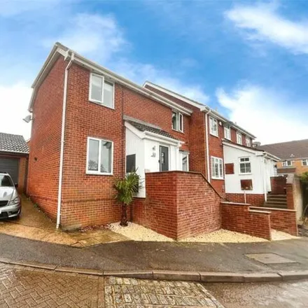 Buy this 3 bed house on Olivine Close in Maidstone, ME5 9NQ