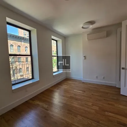 Image 3 - Inspīr, 1802 2nd Avenue, New York, NY 10035, USA - Apartment for rent