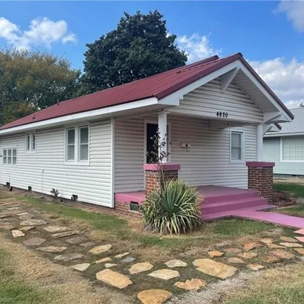 Buy this 2 bed house on 2751 Savannah Street in South Fort Smith, Fort Smith