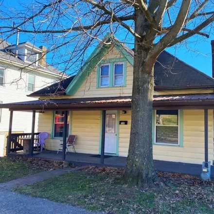 Buy this 4 bed house on 143 North Lancaster Street in Athens, OH 45701