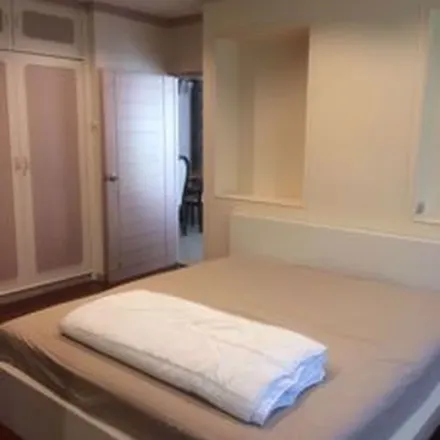 Rent this 3 bed apartment on unnamed road in Lalai Sap, Bang Rak District