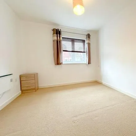 Image 4 - Kingswood Place, 55-59 Norwich Avenue West, Bournemouth, BH2 6AJ, United Kingdom - Apartment for rent