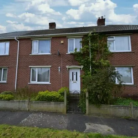 Buy this 3 bed townhouse on 49 Cotswold Avenue in Chester Moor, DH2 3BP