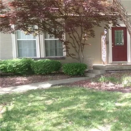 Buy this 2 bed condo on 944 Wood Avenue in Jeffersonville, IN 47130