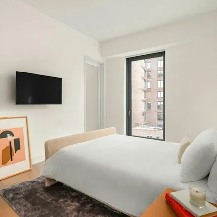 Image 3 - One Vandam, 180 6th Avenue, New York, NY 10012, USA - Apartment for rent