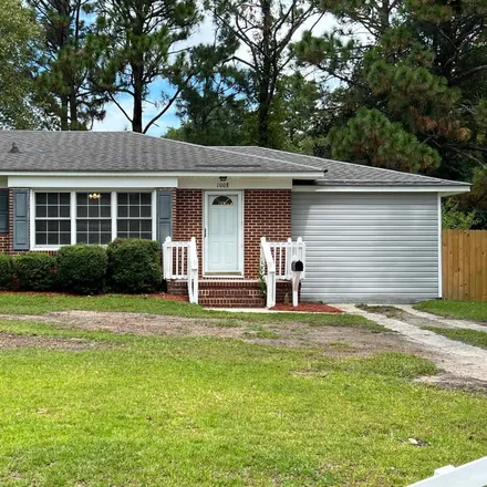 Buy this 3 bed house on 1008 Chapel Street in Runnymeade, Tarboro