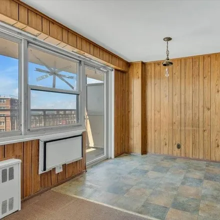 Image 6 - West 5th Street & W Brighton Avenue, West 5th Street, New York, NY 11224, USA - Condo for sale