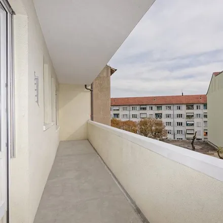 Rent this 2 bed apartment on Horburgstrasse 86 in 4057 Basel, Switzerland