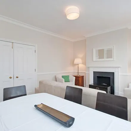 Image 4 - 20 Ensor Mews, London, SW7 3BU, United Kingdom - Apartment for rent