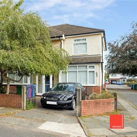 Buy this 4 bed duplex on Beech Lawn in Liverpool, L19 0LA