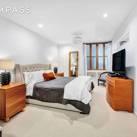 Image 6 - 147 West 22nd Street, New York, NY 10011, USA - Apartment for sale