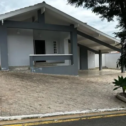 Rent this 3 bed house on unnamed road in Jardim Santa Helena, Bragança Paulista - SP