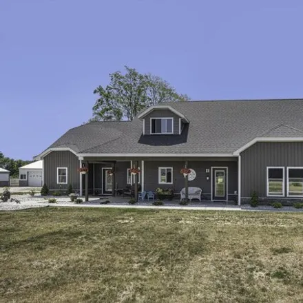 Image 1 - 6925 East Meinert Road, Holton Township, MI 49425, USA - House for sale
