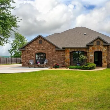 Buy this 5 bed house on 302 Cooks Lane in Franklin, TX 77856