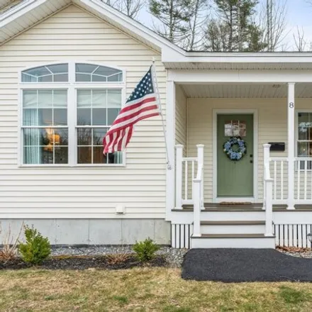 Buy this 3 bed house on 6 Ledgewood Drive in Brunswick, ME 04011