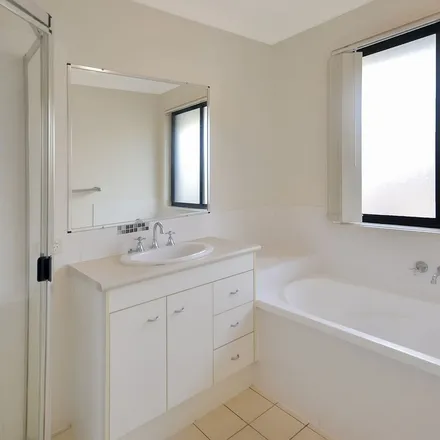 Image 3 - Shannonbrook Avenue, Ormeau QLD 4208, Australia - Apartment for rent