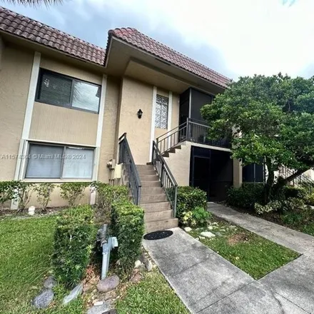 Buy this 2 bed condo on 302 Lakeview Drive in Weston, FL 33326