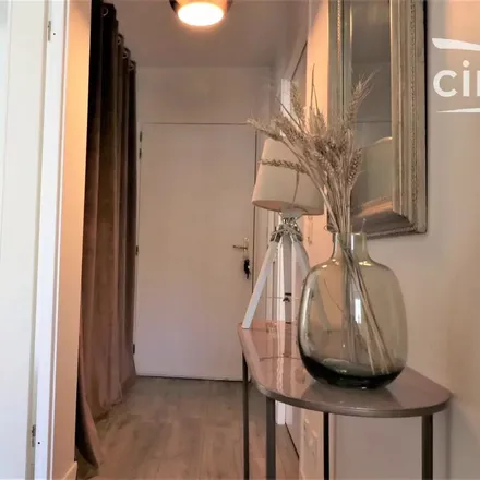 Rent this 2 bed apartment on 118 Rue du Connétable in 60500 Chantilly, France