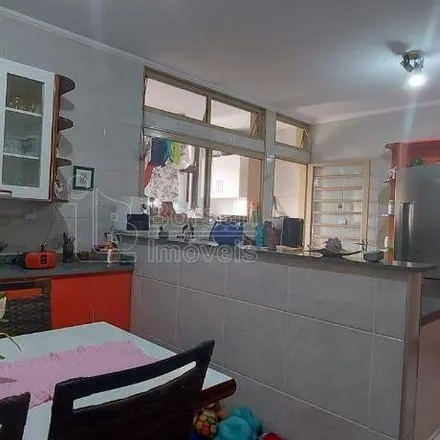Rent this 3 bed apartment on Rua Voluntários da Pátria in Vila Ferroviária, Araraquara - SP