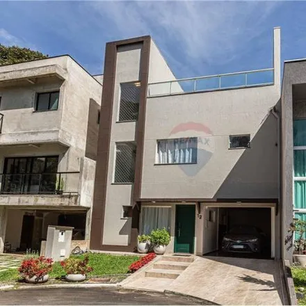 Buy this 5 bed house on Rua Major Saul de Carvalho Chaves 415 in Santa Cândida, Curitiba - PR