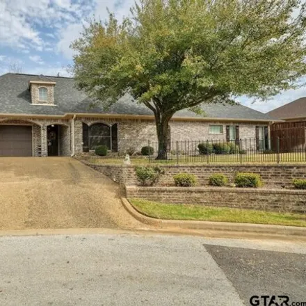 Buy this 2 bed house on 108 Timber Creek Court in Lindale, TX 75771