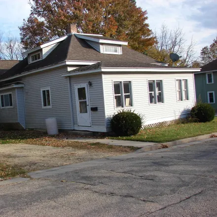 Buy this 3 bed house on 309 South Linn Street in Dodgeville, WI 53533