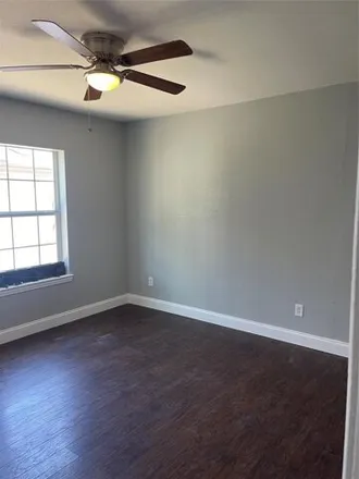 Image 7 - 728 East Morningside Drive, Fort Worth, TX 76104, USA - House for sale