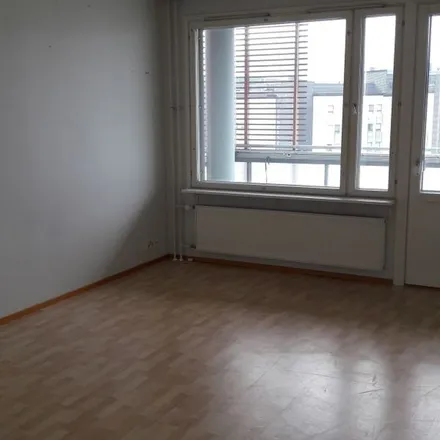 Rent this 3 bed apartment on Keskustie 21 in 40100 Jyväskylä, Finland