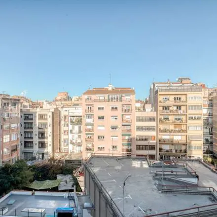Image 2 - Carrer de la Diputació, 30, 08001 Barcelona, Spain - Apartment for rent