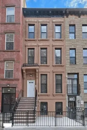 Buy this studio house on 121 Lewis Avenue in New York, NY 11221