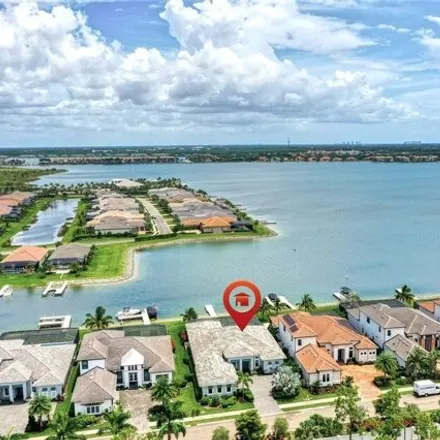 Image 2 - 11481 Venetian Lagoon Dr, Fort Myers, Florida, 33913 - House for sale