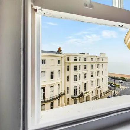 Image 2 - 10 Eaton Place, Brighton, BN2 1EH, United Kingdom - Apartment for sale