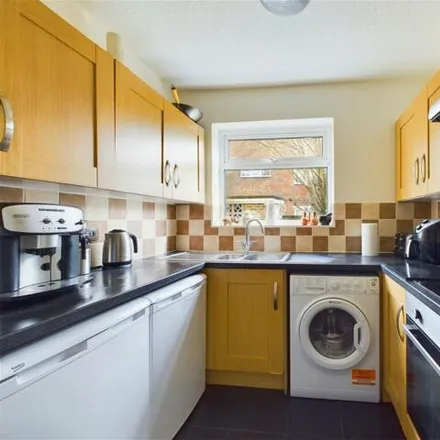 Image 7 - Wilmington Court, Bath Road, Worthing, BN11 3PA, United Kingdom - Apartment for sale