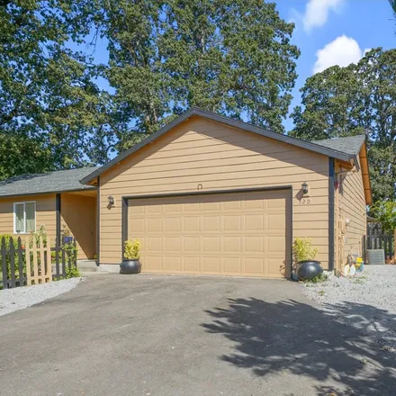 Buy this 3 bed house on 520 North Hezzie Lane in Molalla, Clackamas County