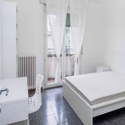 Rent this 3 bed room on Scuola media statale Elsa Morante in Via Luca Ghini, 20141 Milan MI