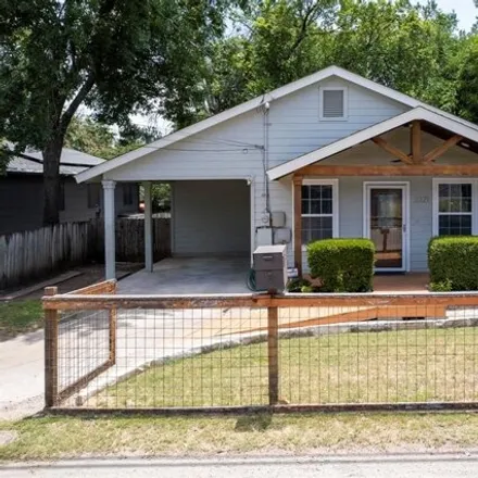 Rent this 3 bed house on 2321 East 5th Street in Austin, TX 78702
